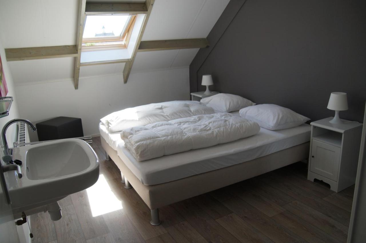 Vakantiehuizen Hofstede Elzenoord Vrouwenpolder Zimmer foto